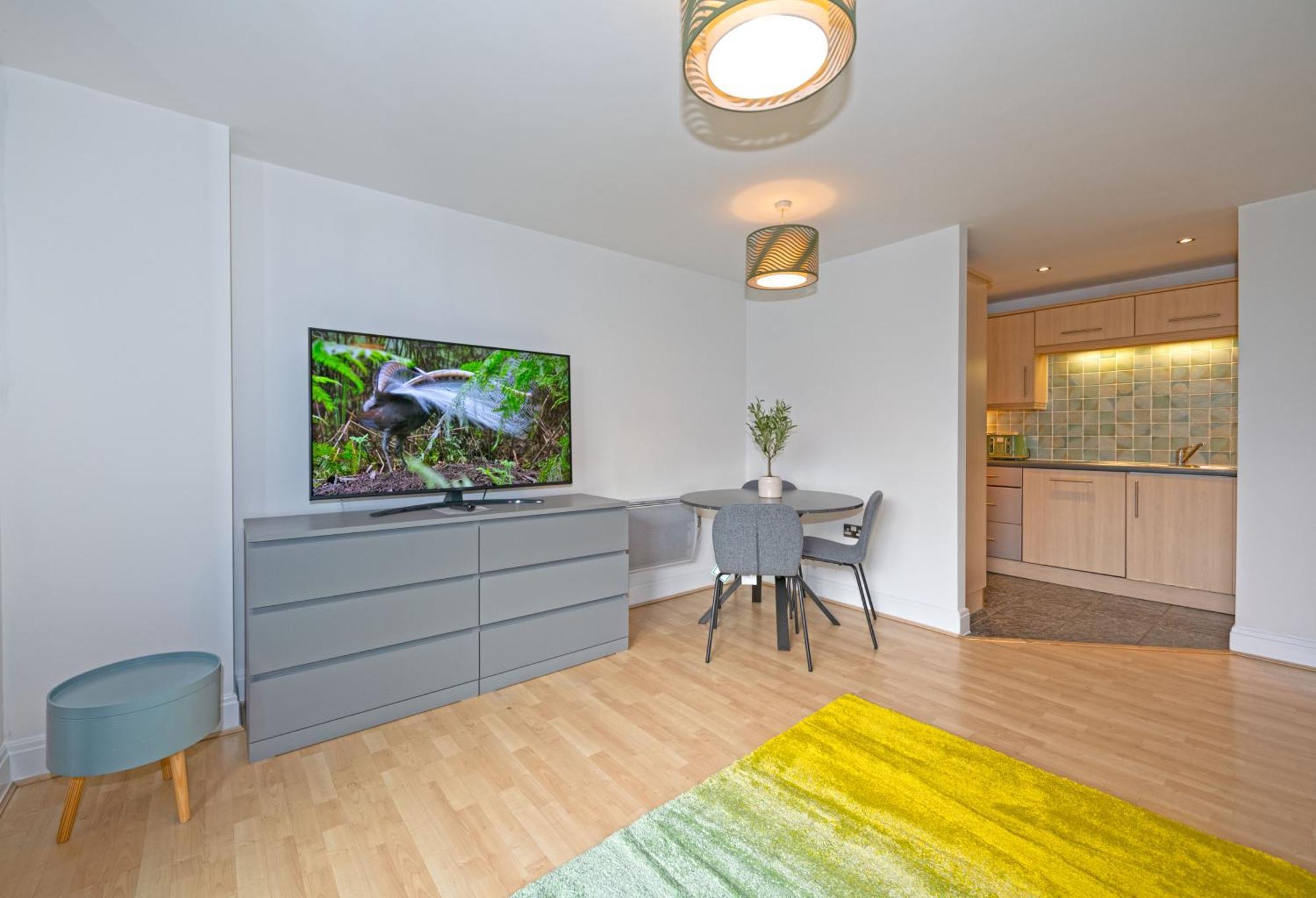 Apartment Grand Kew Gardens *