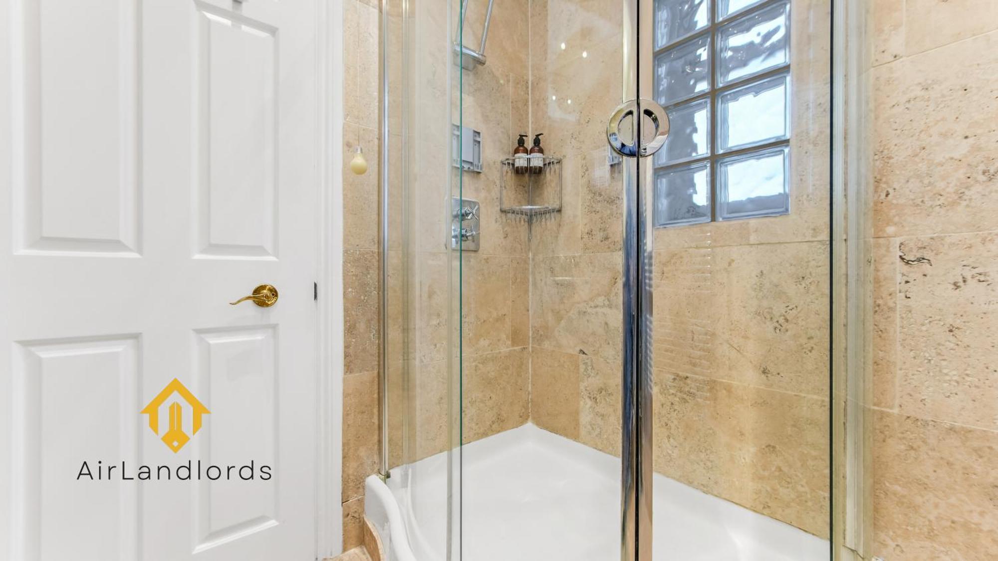 Exclusive 4 Bedroom House In The Heart Of Hackney!