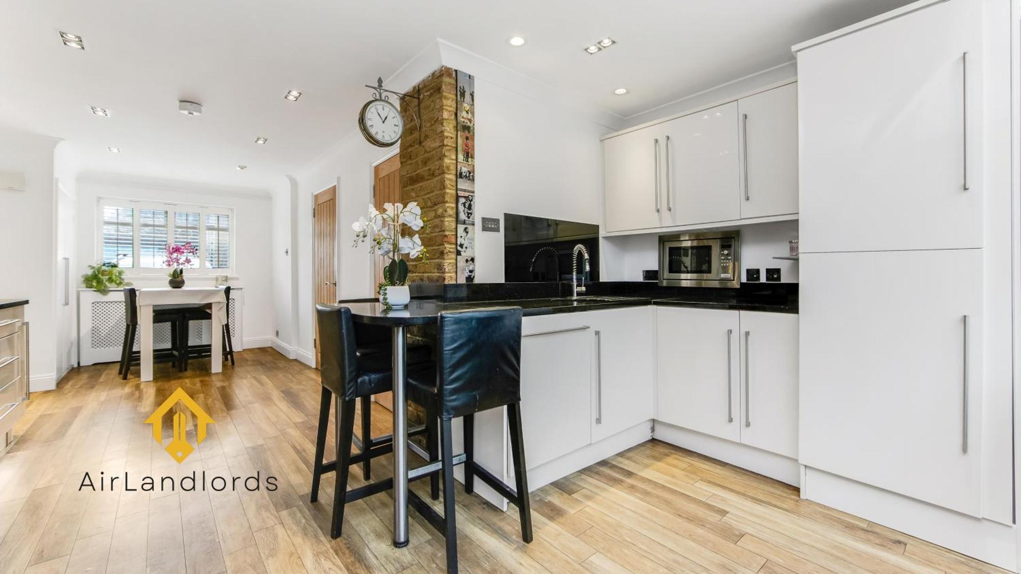 Holiday home Exclusive 4 Bedroom House In The Heart Of Hackney! London