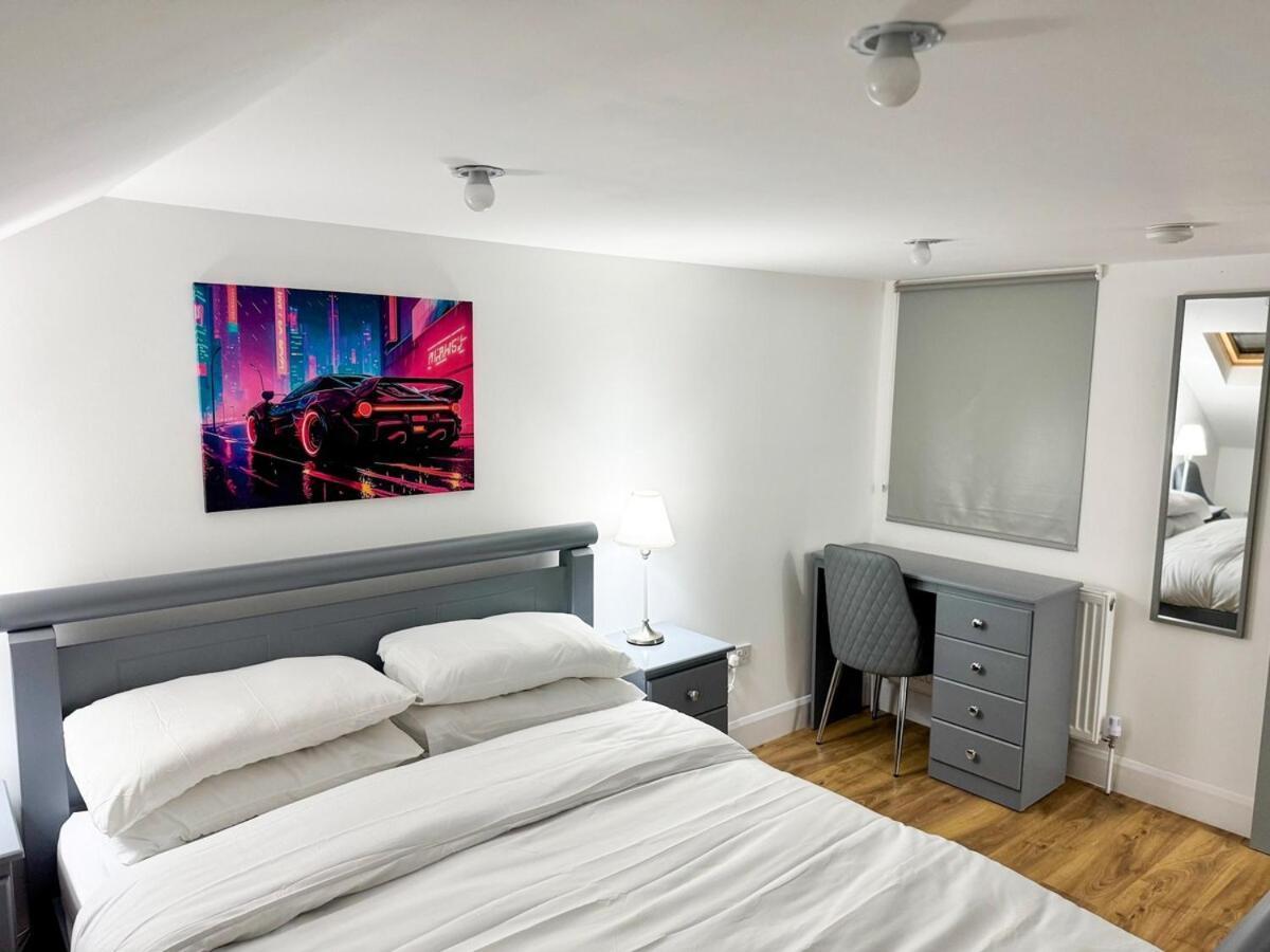 North Spacious 7- Bedroom House Apartamento *