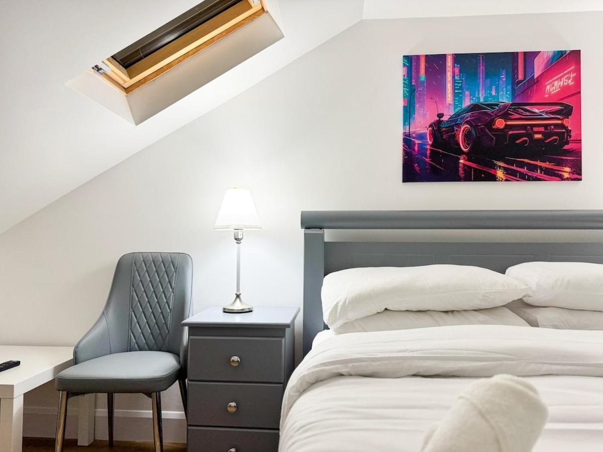 North Spacious 7- Bedroom House Apartamento *