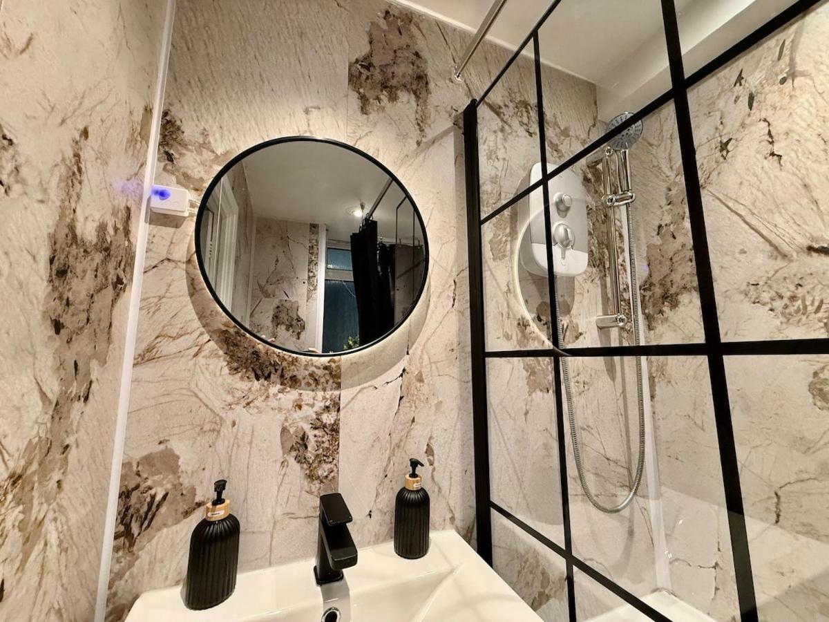 Apartment Escape In Style Flat With Everything Need *