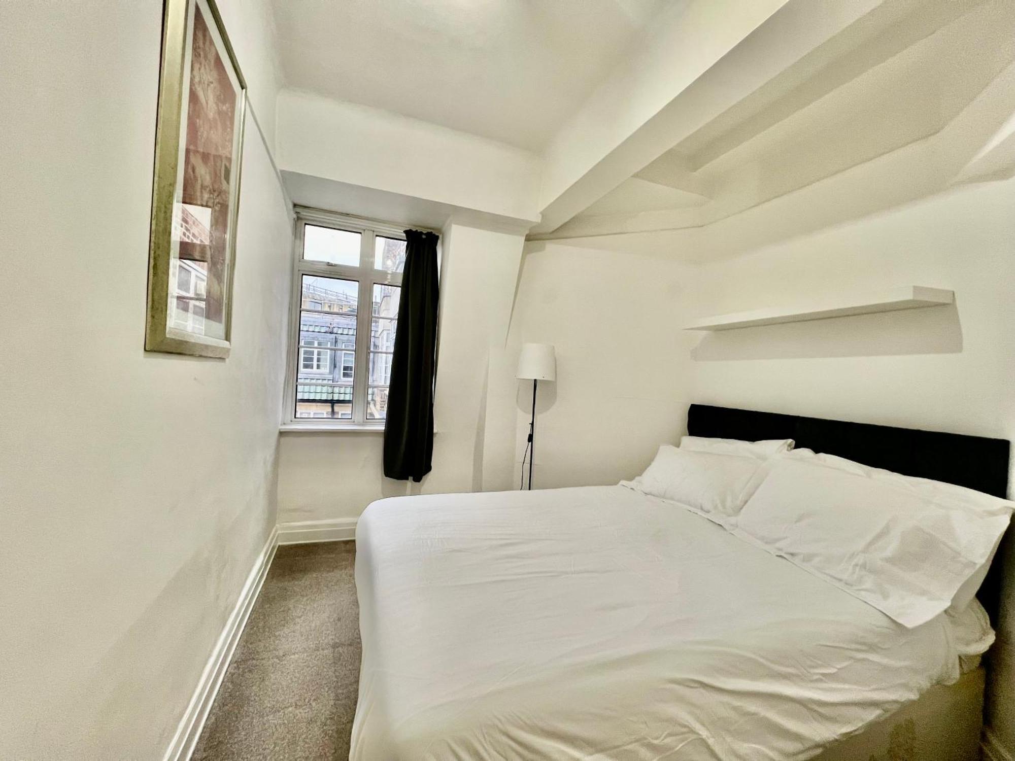 Apartment Stourcliffe Close London