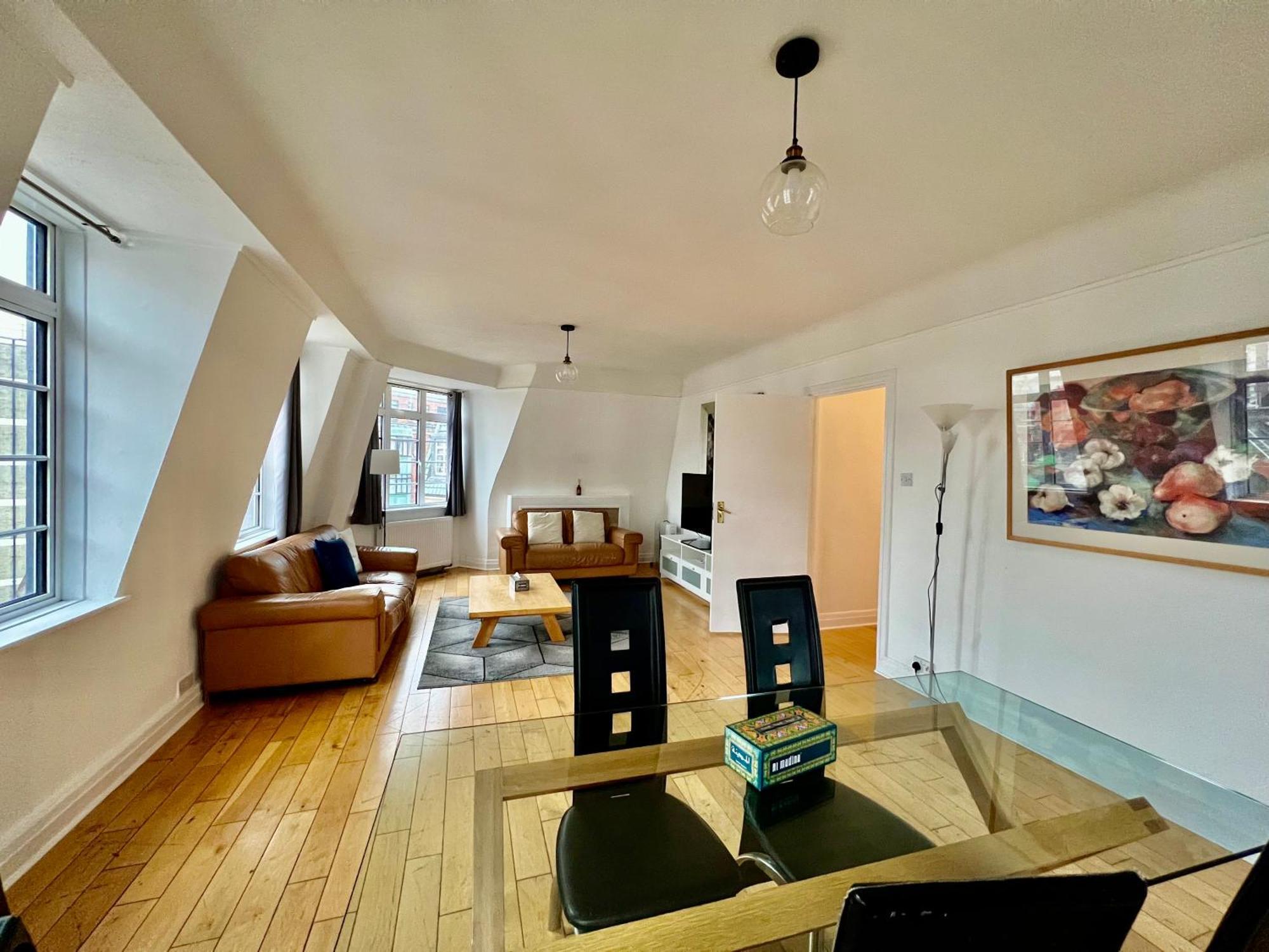 Stourcliffe Close * London