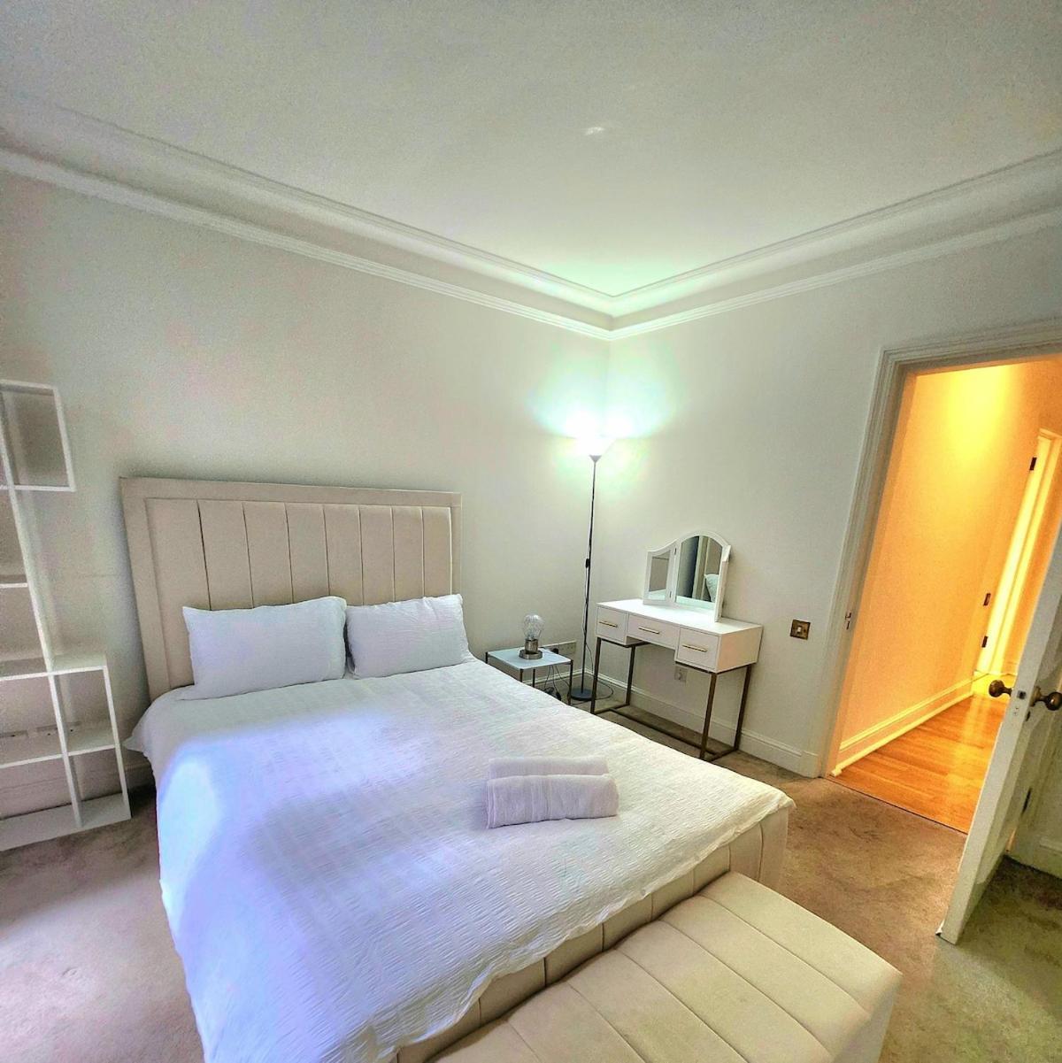 One Bedroom Flat With Private Terrace In Queen's Gate Appartement *