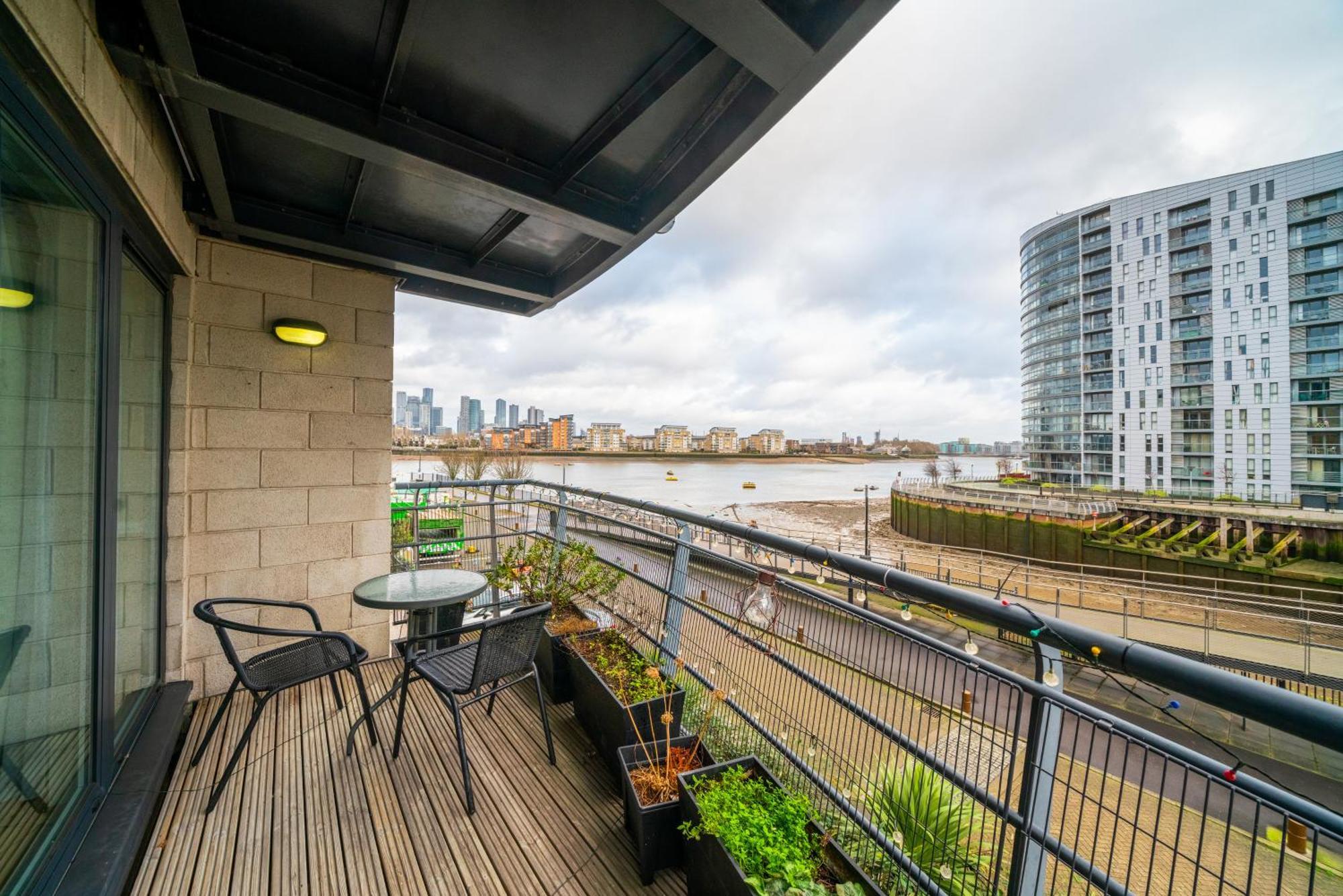 Large Modern 2bedroom 2bathroom Cutty Sark Greenwich Close To Canary Wharf, 02 - Perfect For Long Apartment London