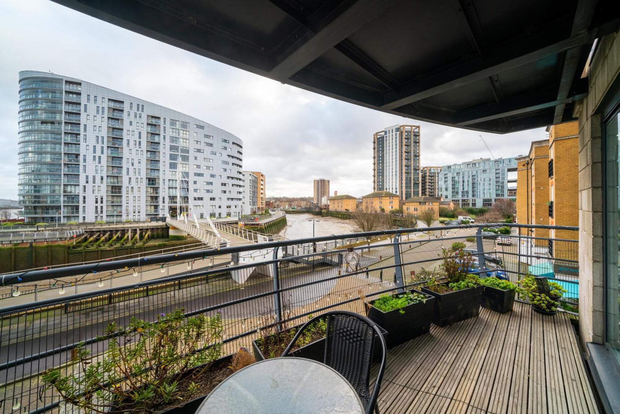 Large Modern 2bedroom 2bathroom Cutty Sark Greenwich Close To Canary Wharf, 02 - Perfect For Long