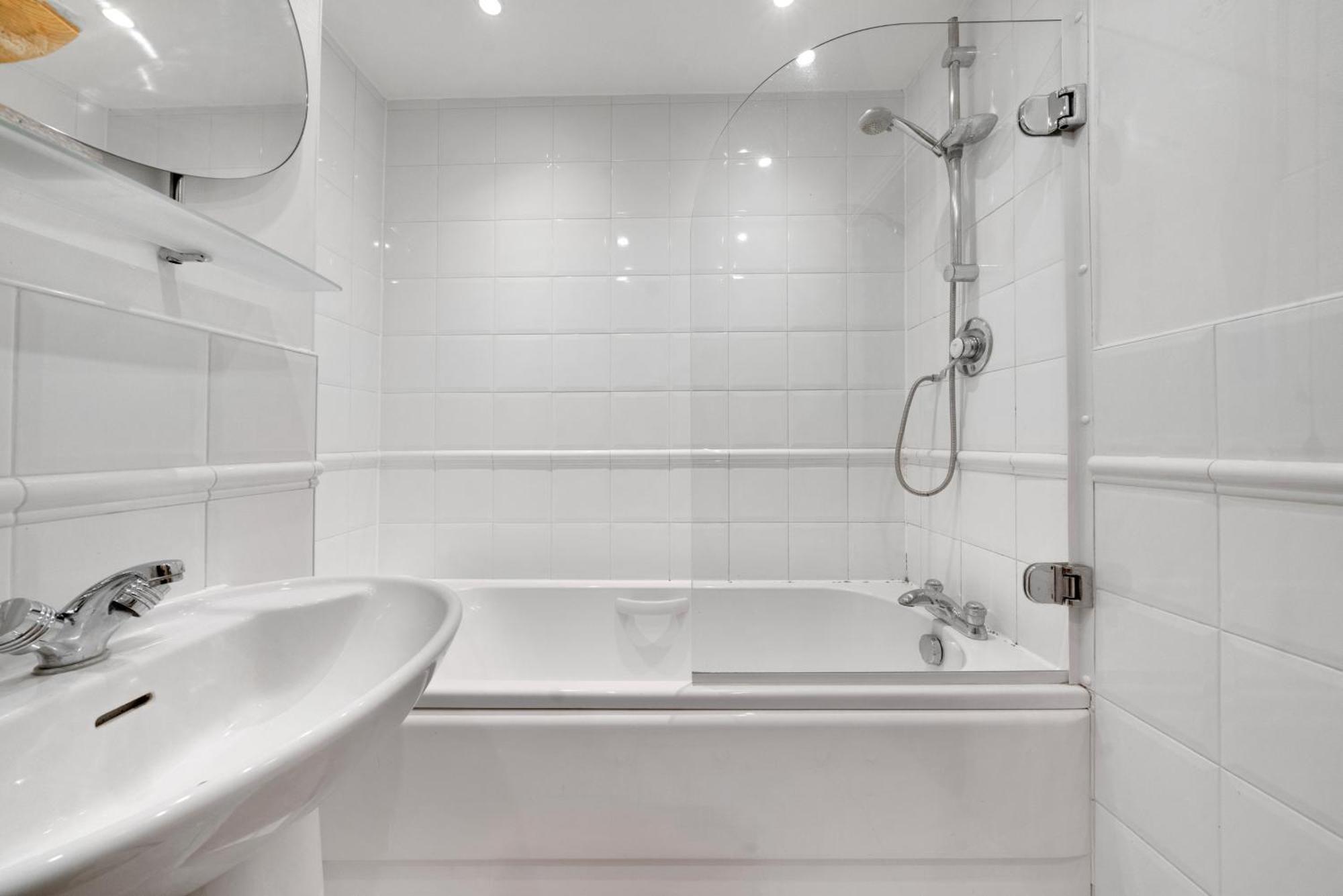 Large Modern 2bedroom 2bathroom Cutty Sark Greenwich Close To Canary Wharf, 02 - Perfect For Long Apartment London