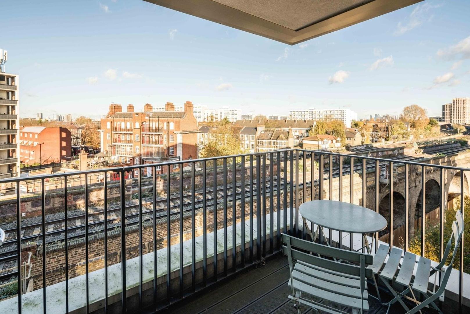 Modern 1-bed Flat In Brixton London