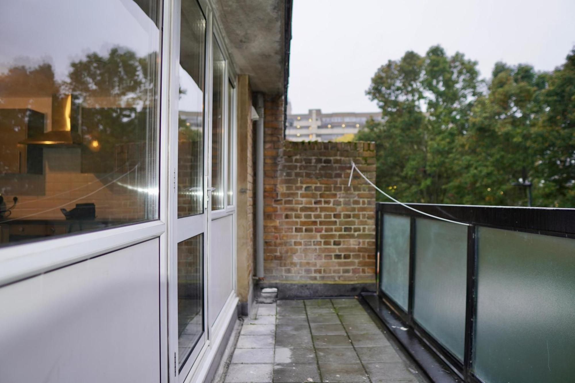 Spacious 1bd Flat Near London, Office, Smart Tv Apartment London