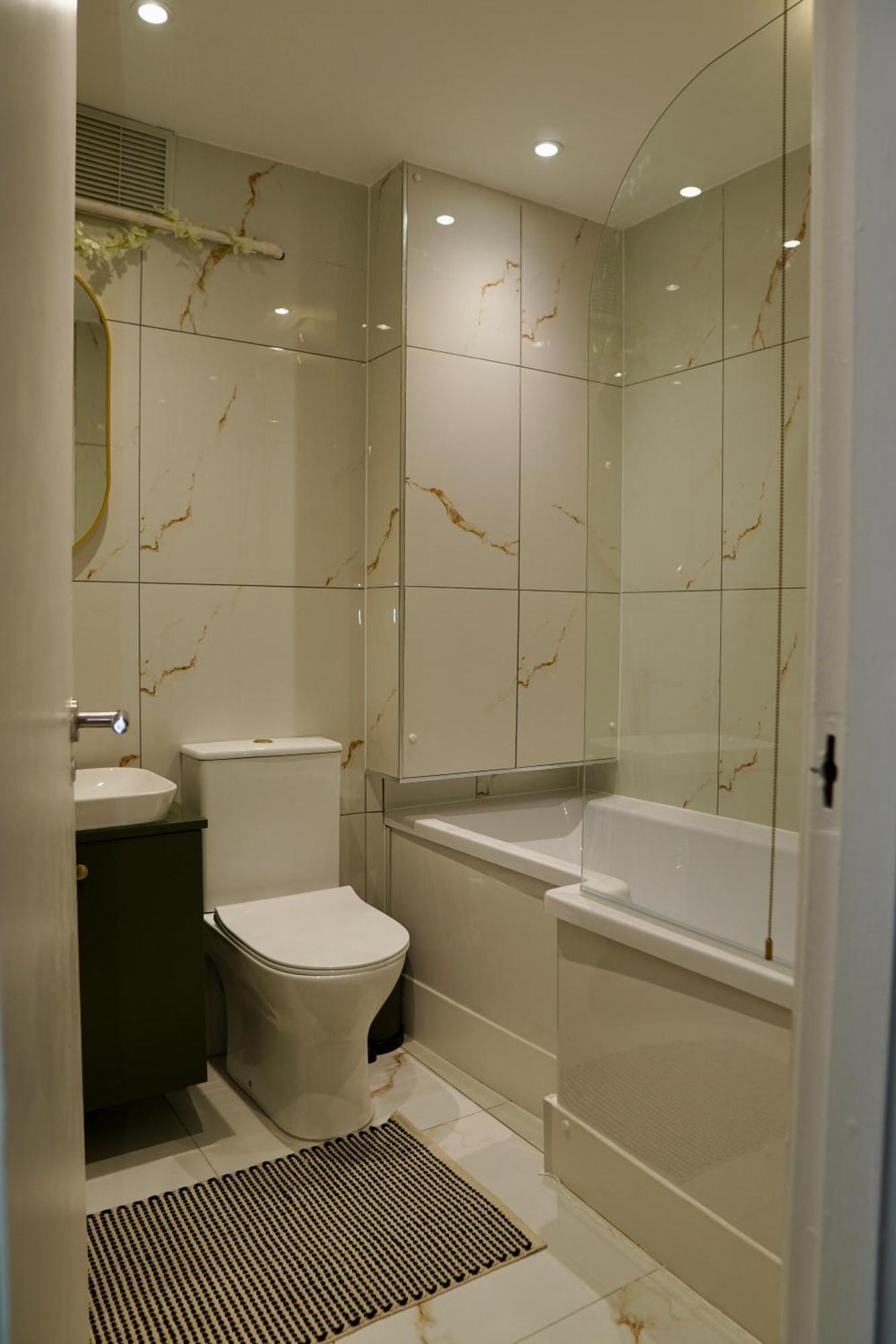 Apartment Spacious 1bd Flat Near London, Office, Smart Tv London