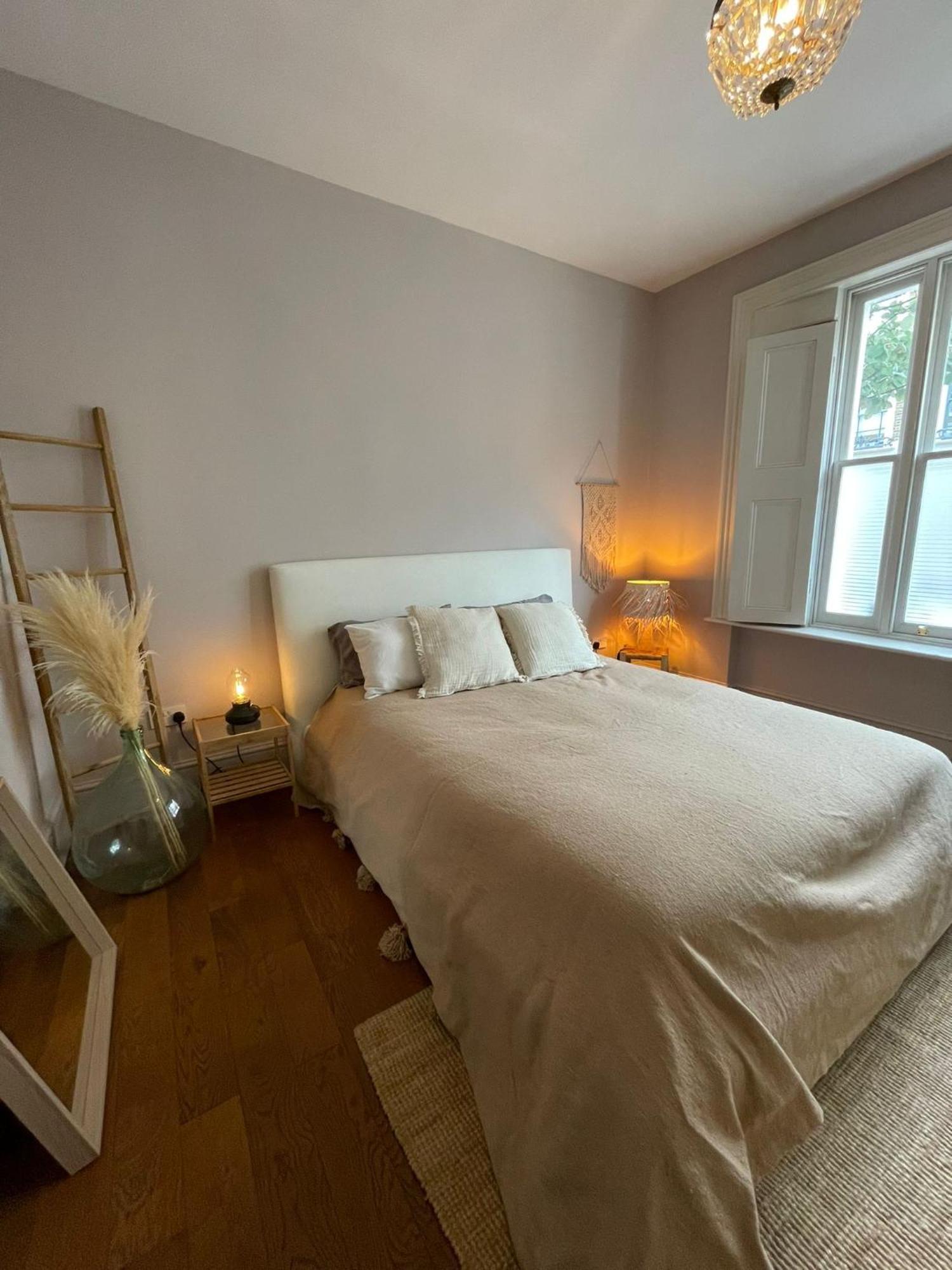 New! Luxury 1 Bed Garden Camden Town Leilighet London