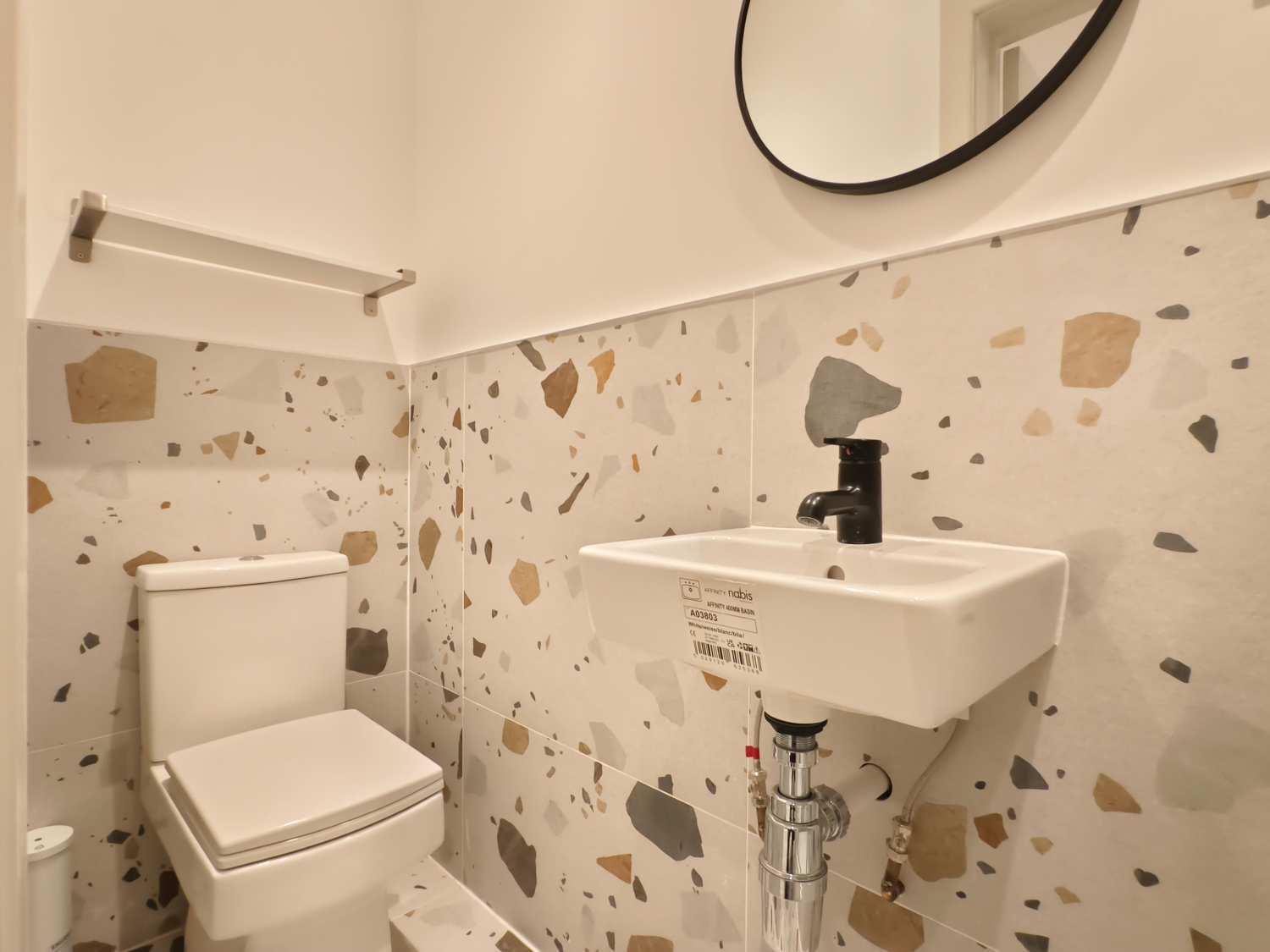 Morden Stratford 2 With Shared Bathroom Gasthof *