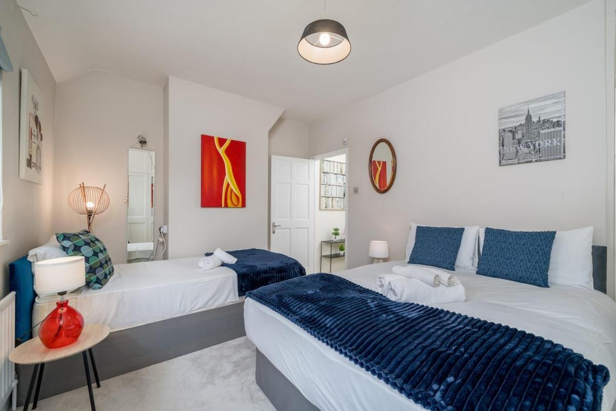 Villaer Lavish Lux 3bed 2bath Garden Sunroom Parking