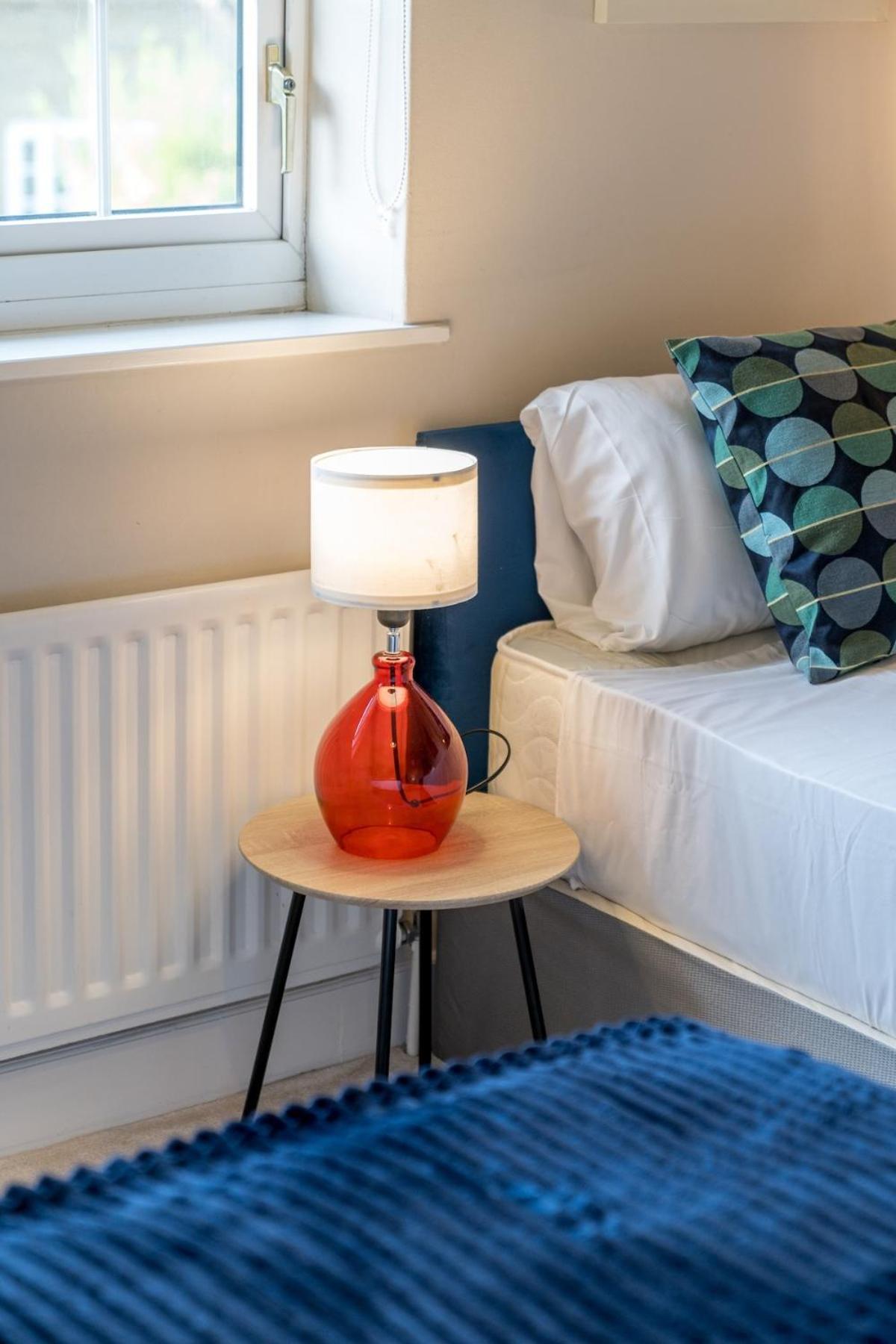 Lavish Lux 3bed 2bath Garden Sunroom Parking Villa London