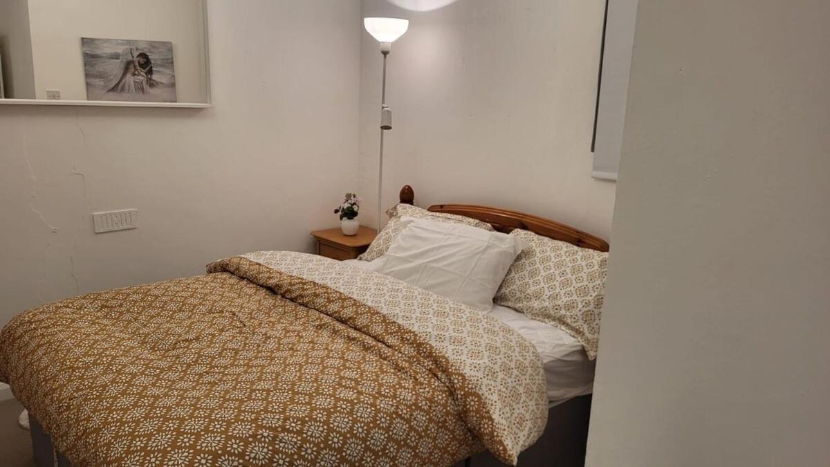 Stockwell Apartment *
