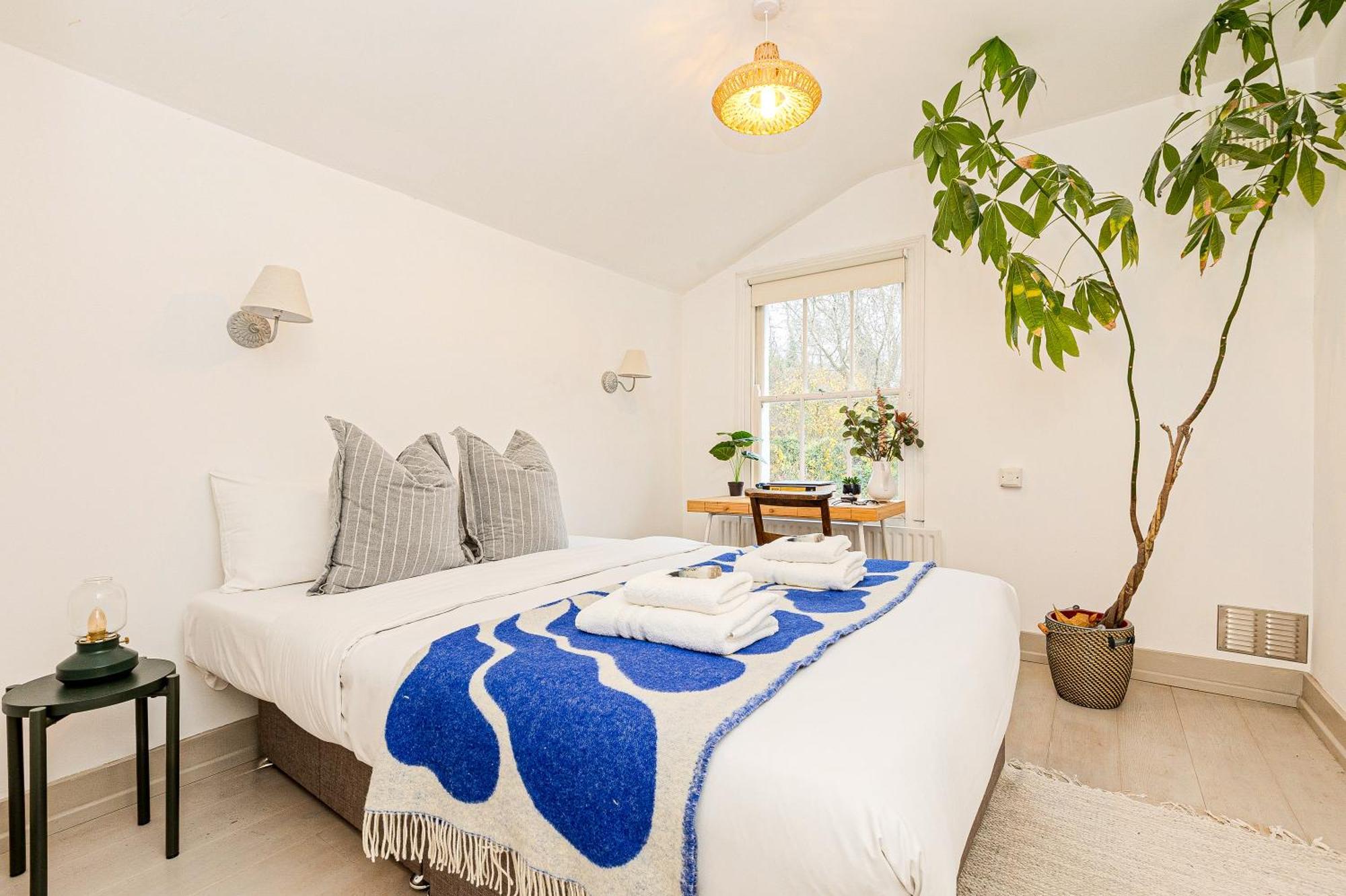 3br Flat W Garden In West Kensington, 4min Tube Station * Londres