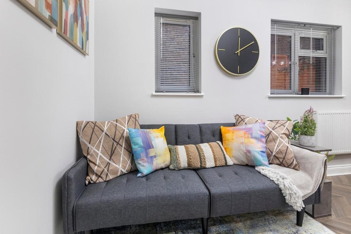 Modern 2 Bed In Bow With Garden Appartement