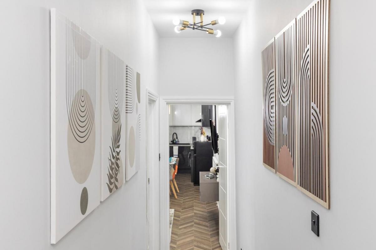 Appartement Modern 2 Bed In Bow With Garden Londen