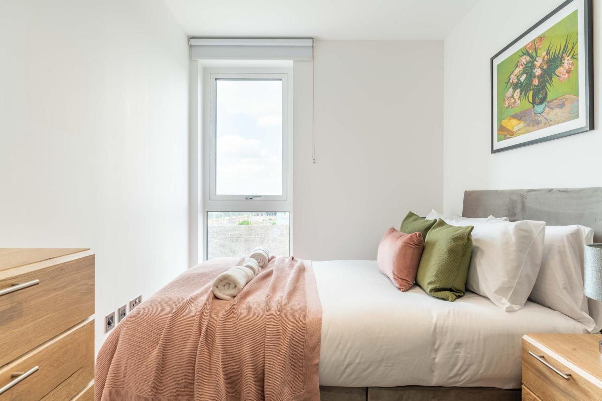 Apartment Mitre Gogh By Artsy