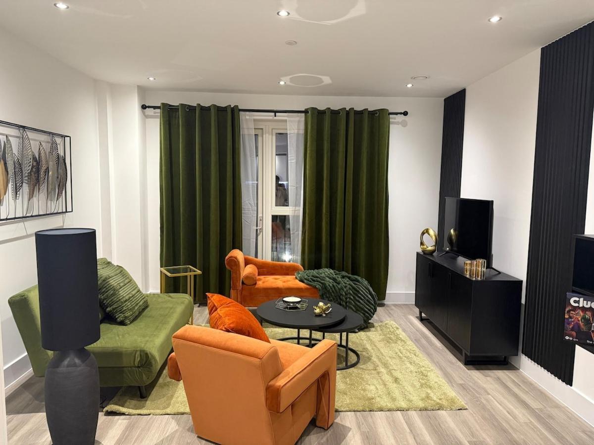 Appartement Stunning 2 Bed In Royal Wharf Next To Excel & Airport *