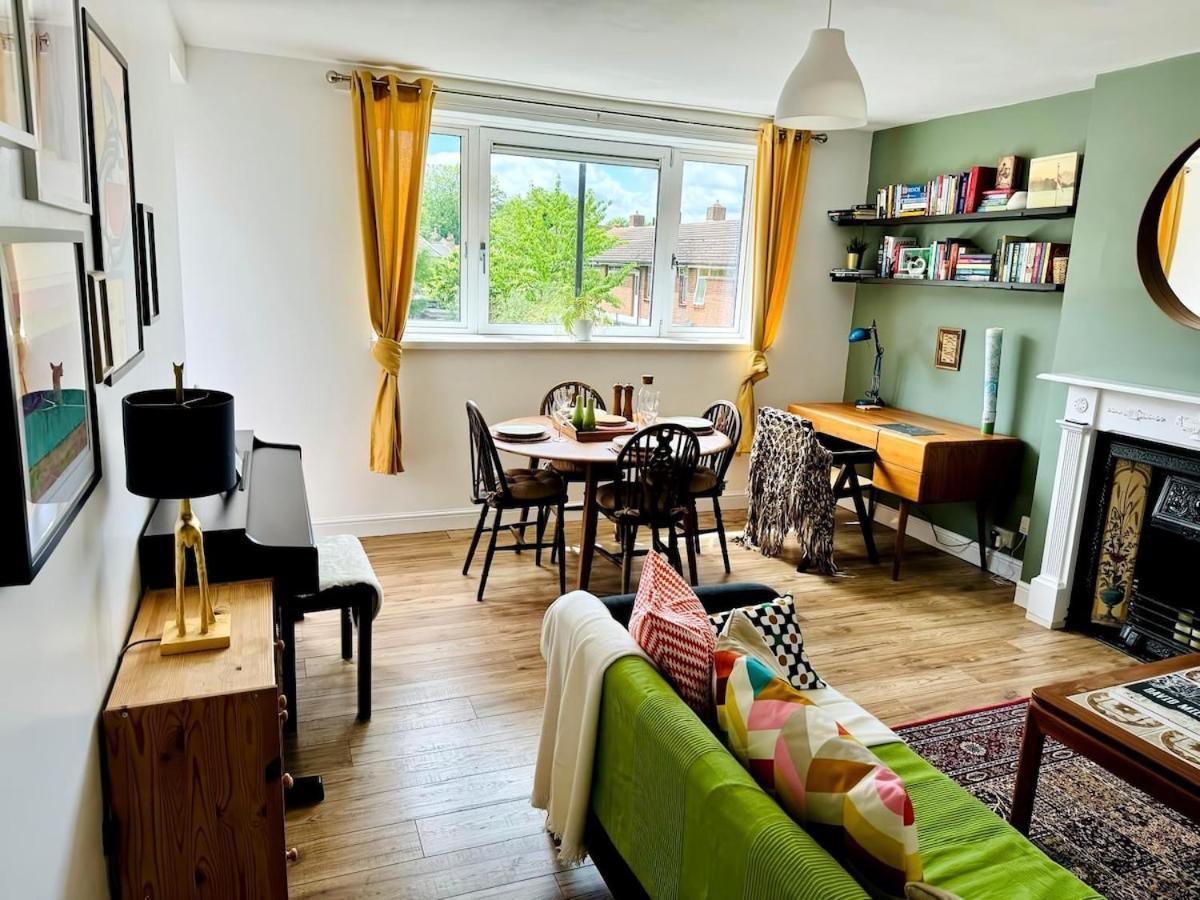 Modern Flat At Selden House Apartment London