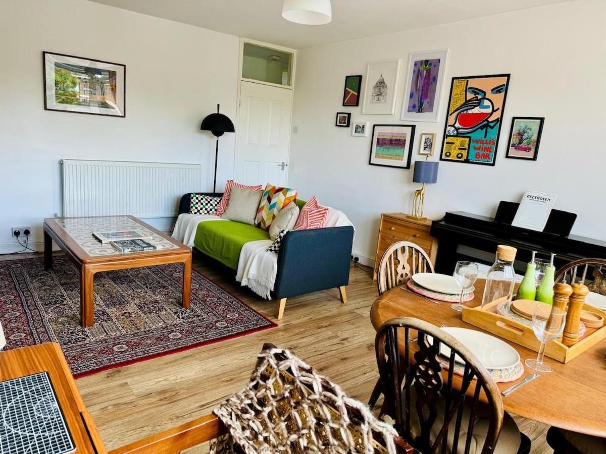 Apartment Modern Flat At Selden House London