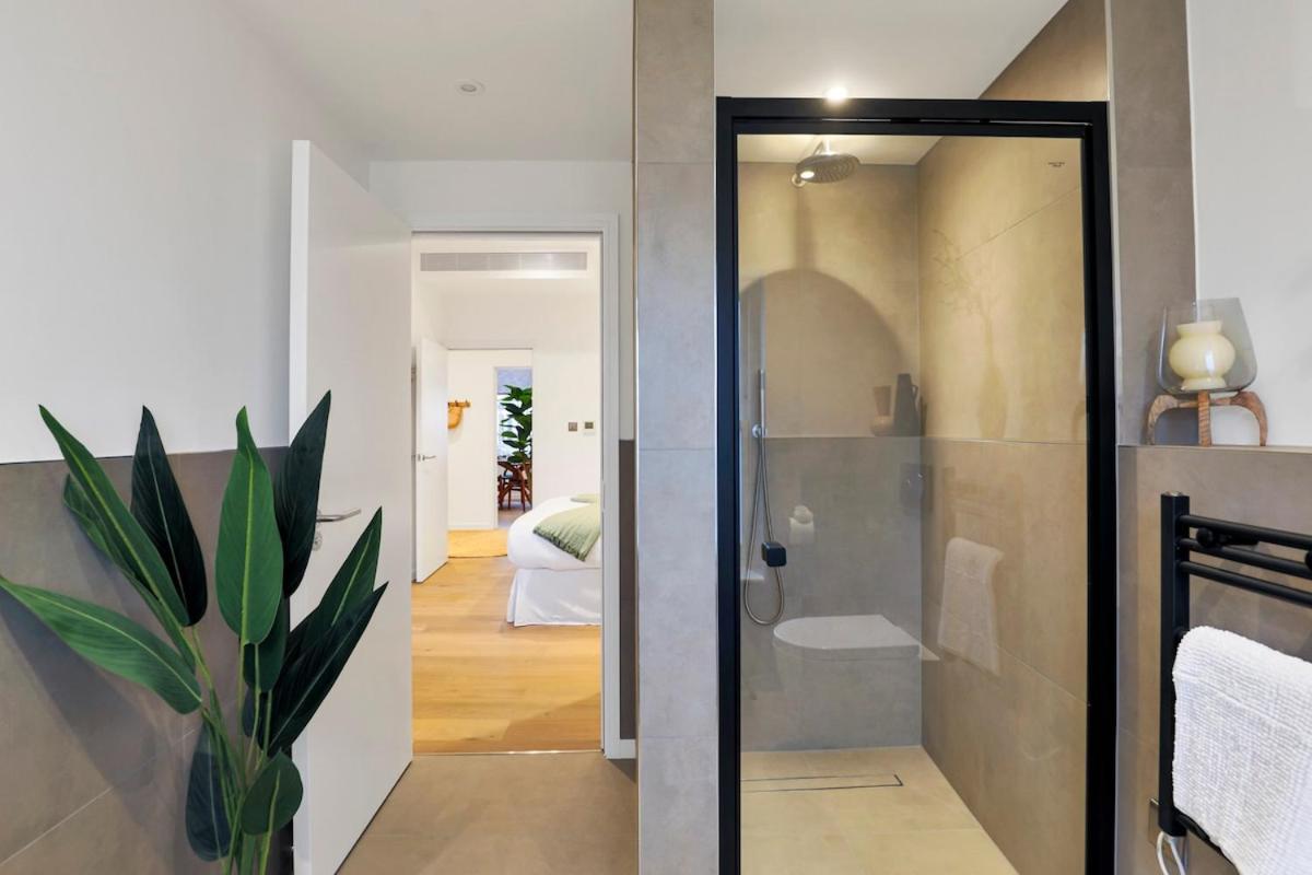 Apartment New In Kensington -2 Bedrooms 2 Baths London