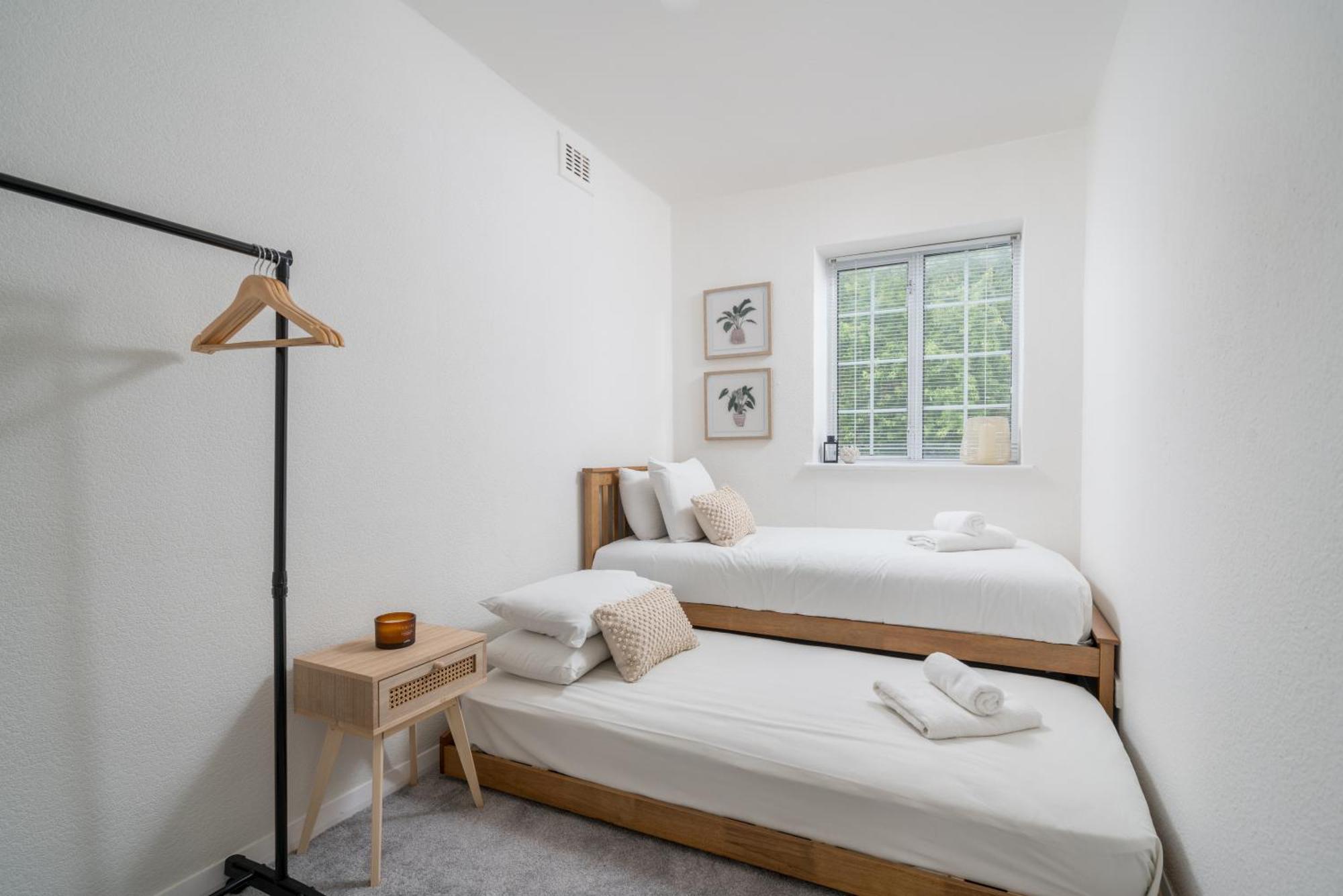 New! Cosy Flat - Free Secure Parking - Wapping Station Apartment London