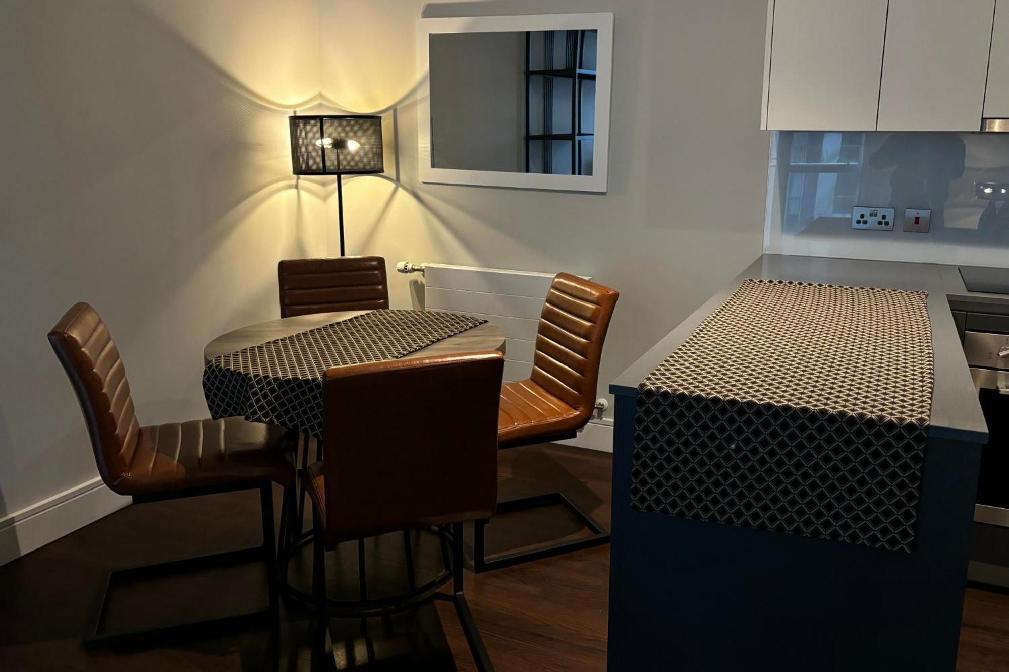 Collection No9 Harbour Way Apartamento