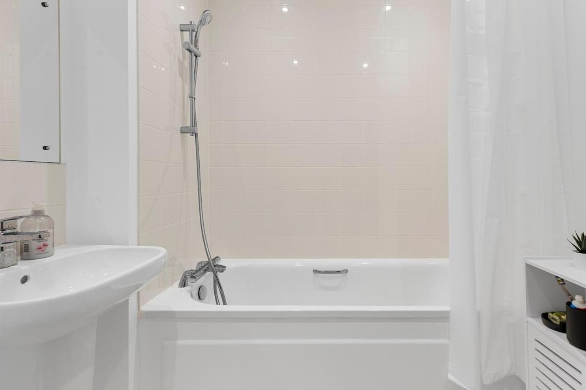 Apartment Modern Flat In Heart Of London