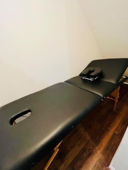 Luxury Snug In Wembley Park! London
