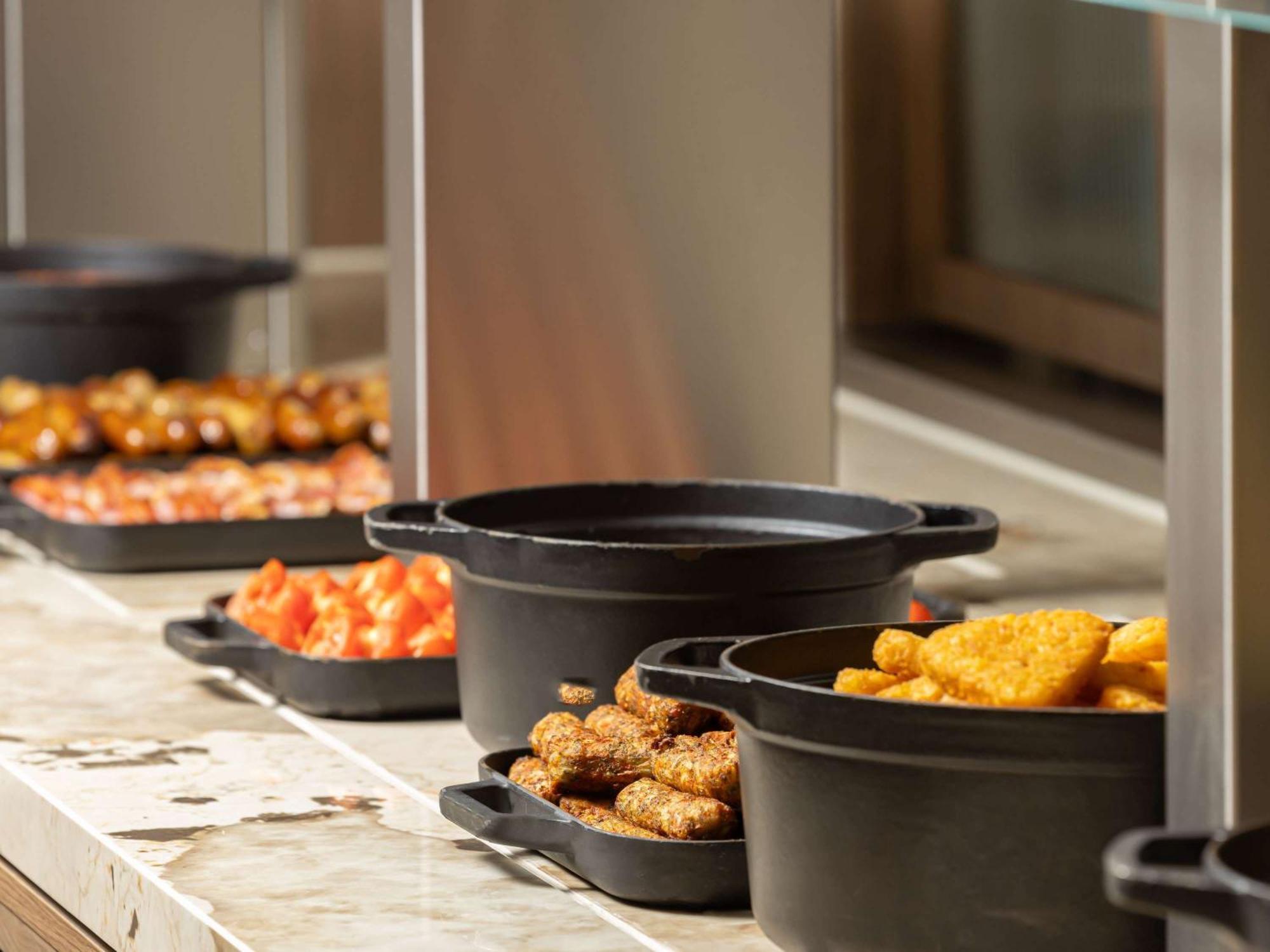 Hotel Mercure Earls Court 4*