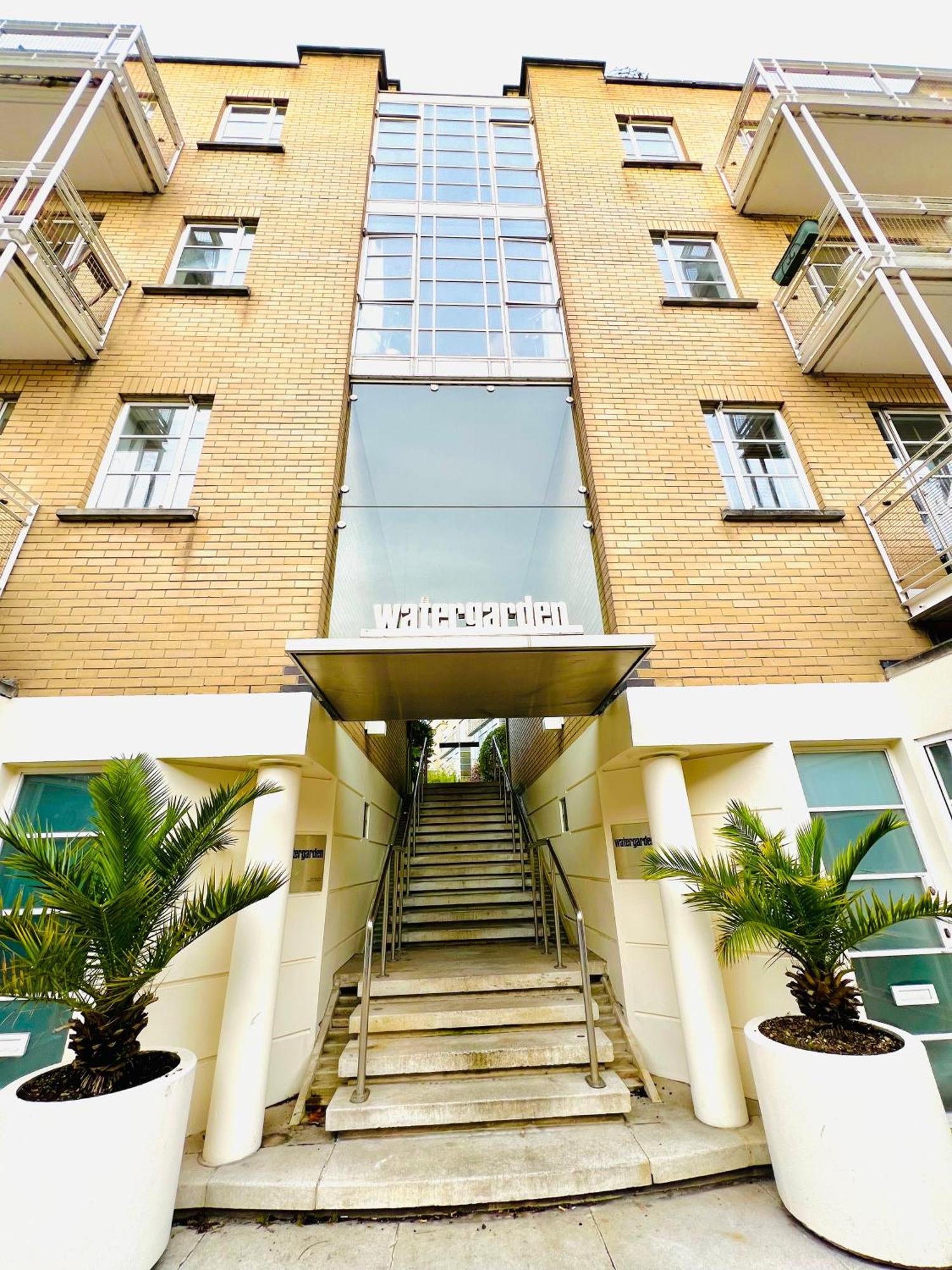 Appartement Modern Flat In Canary Wharf Londen