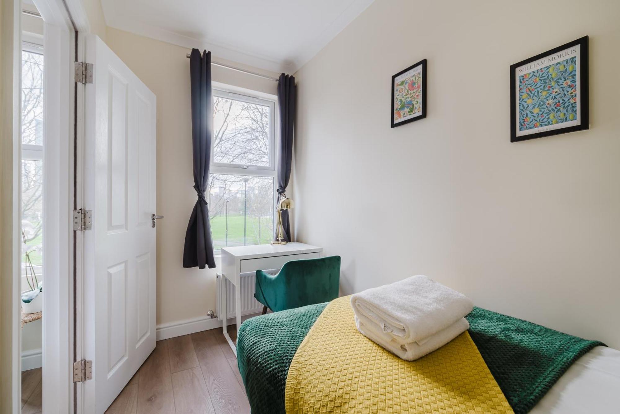 Modern Cosy Corner Flat - 2 Bed Close To 2x Tube Stations Leilighet *