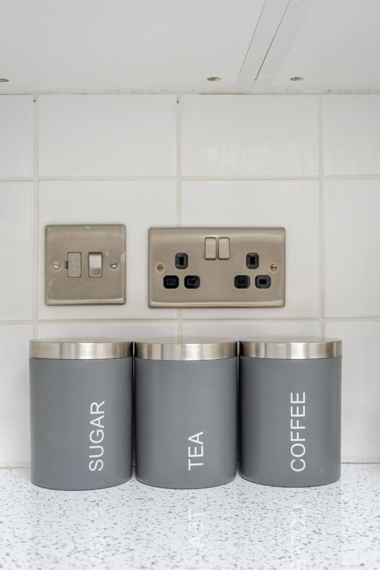 Beautiful Flat Near - Entire Flat - Equipped Kitchen - Private Bathroom *