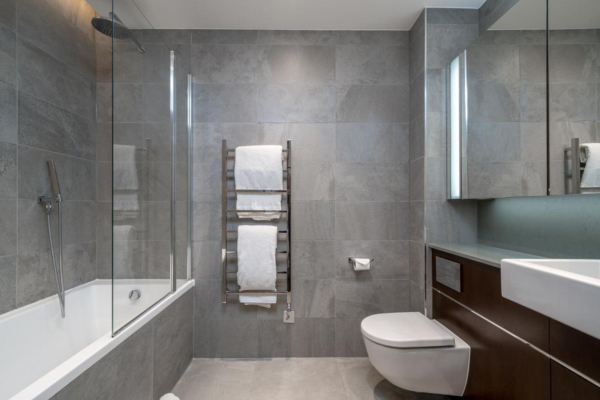 Modern & Elegant Chelsea Apartment, Prime Location, Near Harrods, Knightsbridge & Imperial College London