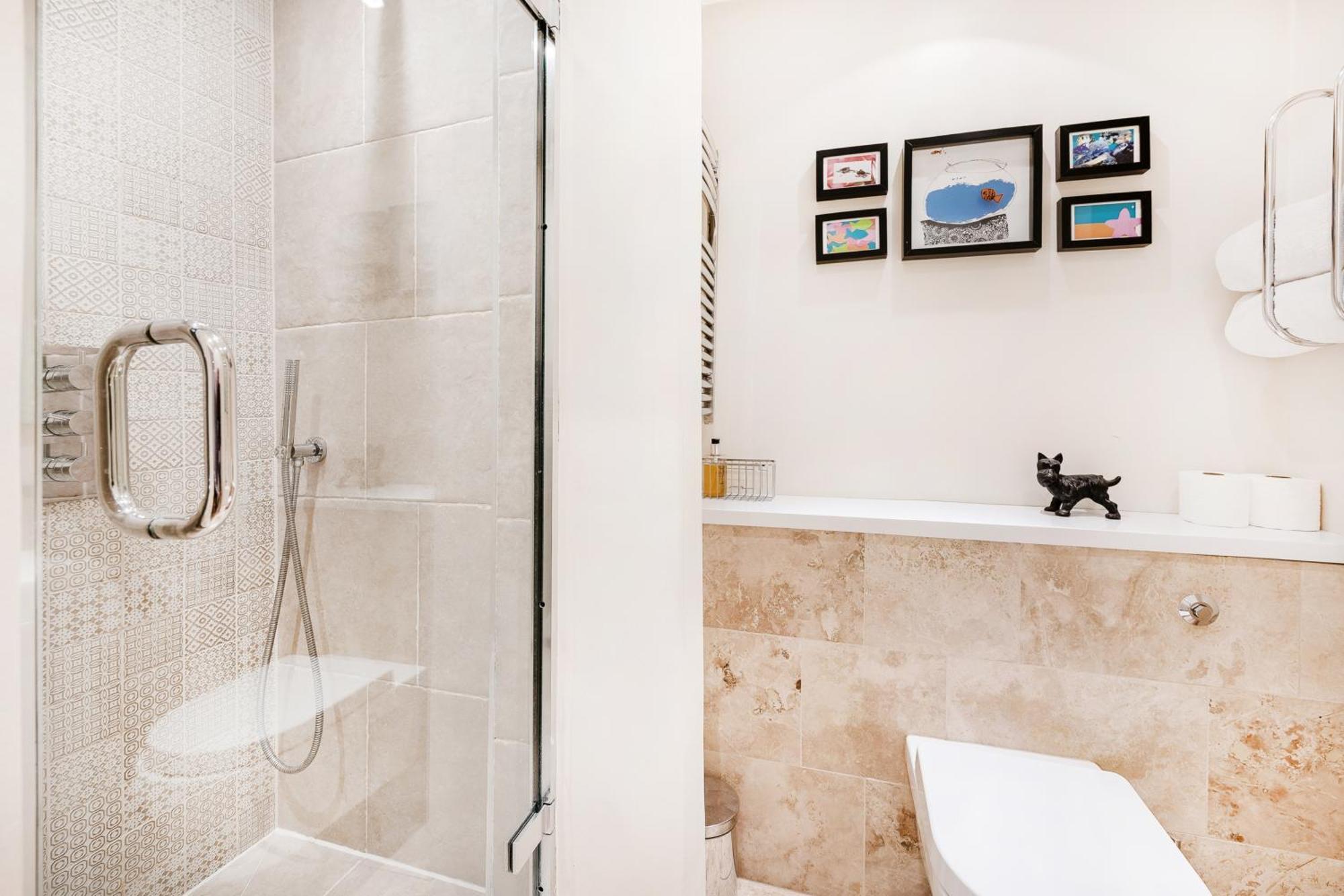 Appartement Apartment-sleeps 4-98 Walking Score