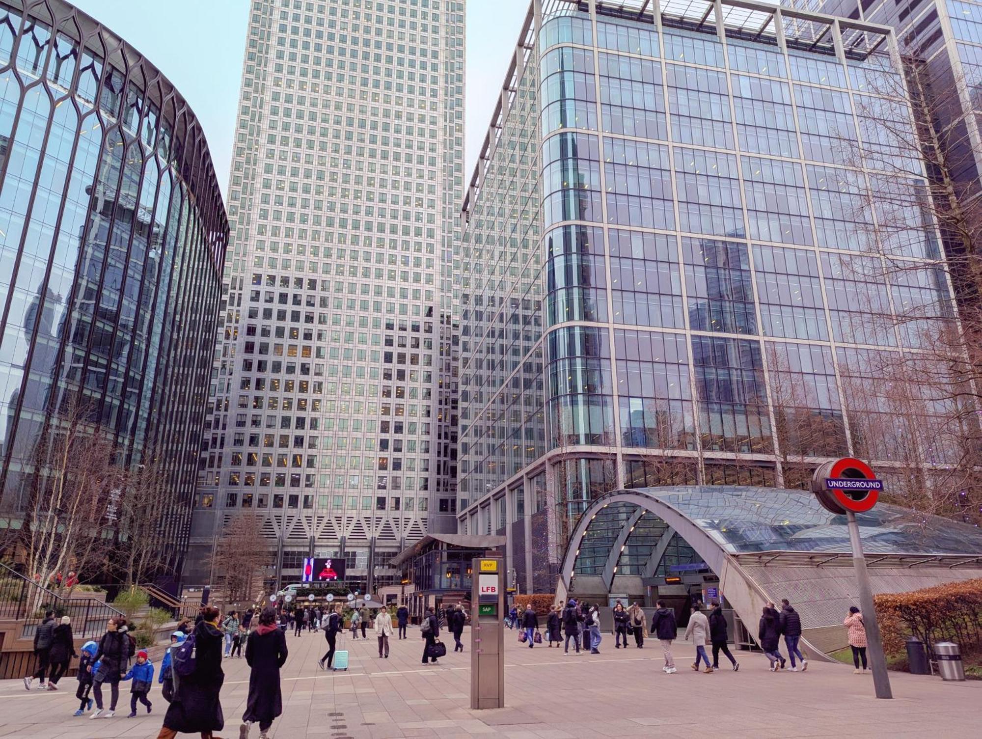 Charming 2-bedroom Canary Wharf - *
