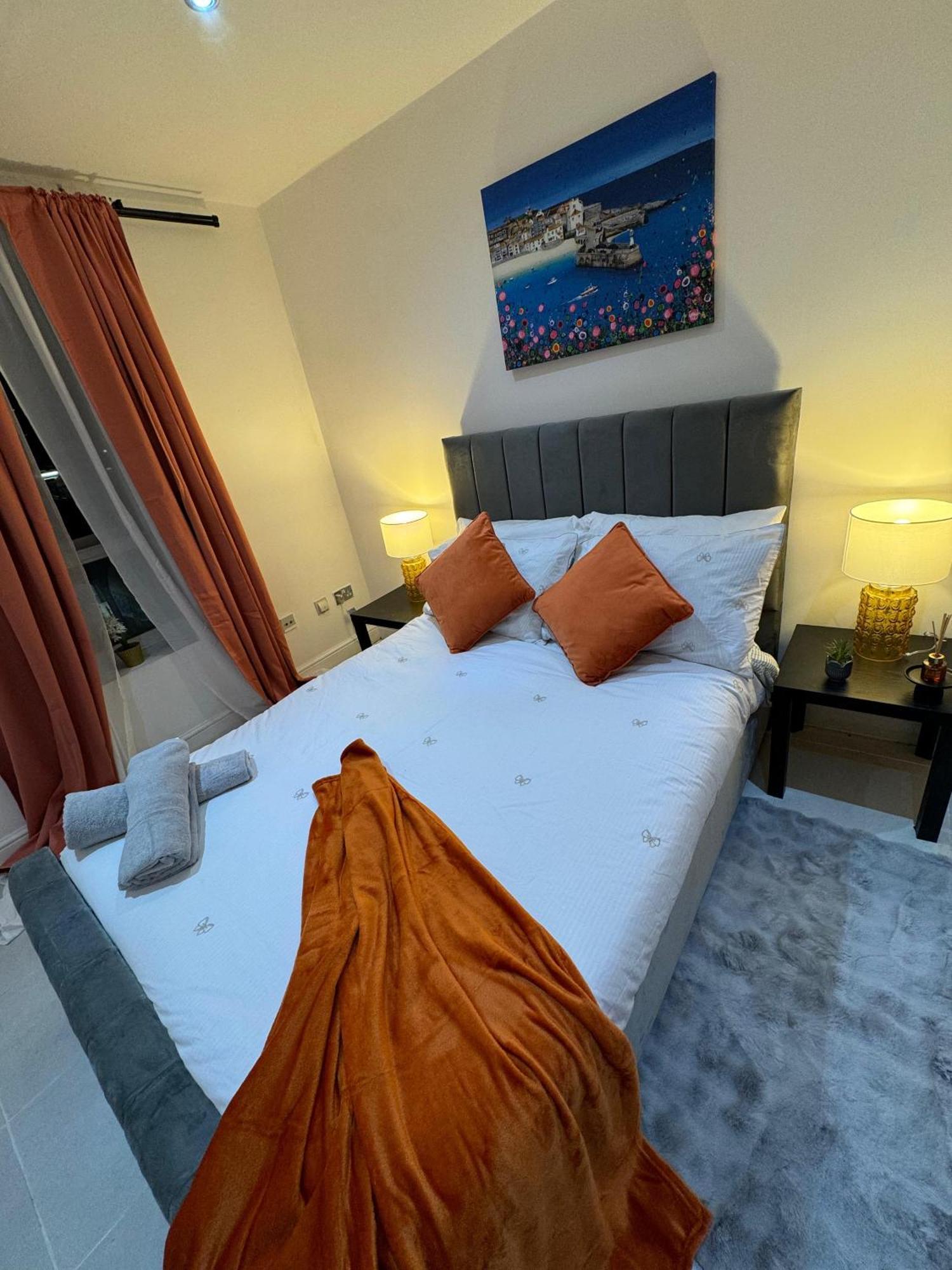 Privatunterkunft Cosy Luxurious In The Heart Of