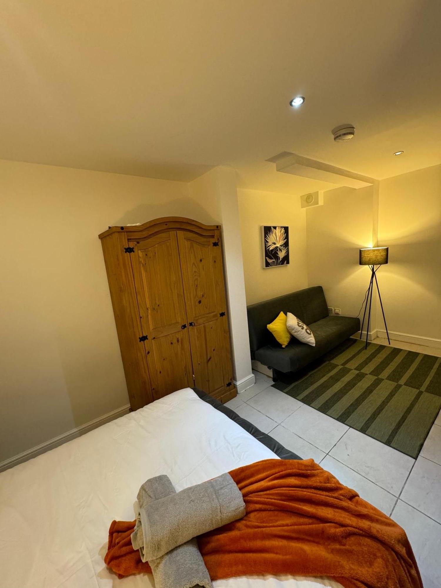 Homestay Cosy Luxurious In The Heart Of *