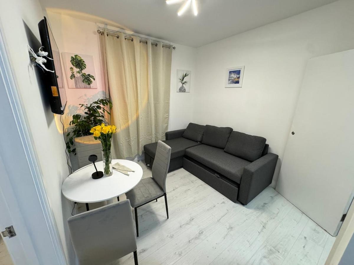 Apartment One Bedroom Flat Victoria