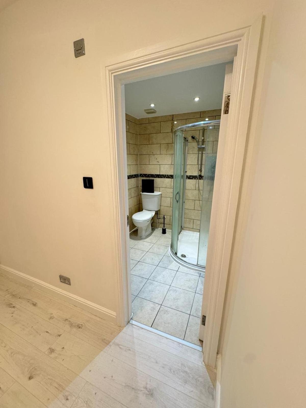 One Bedroom Flat Victoria Apartment *