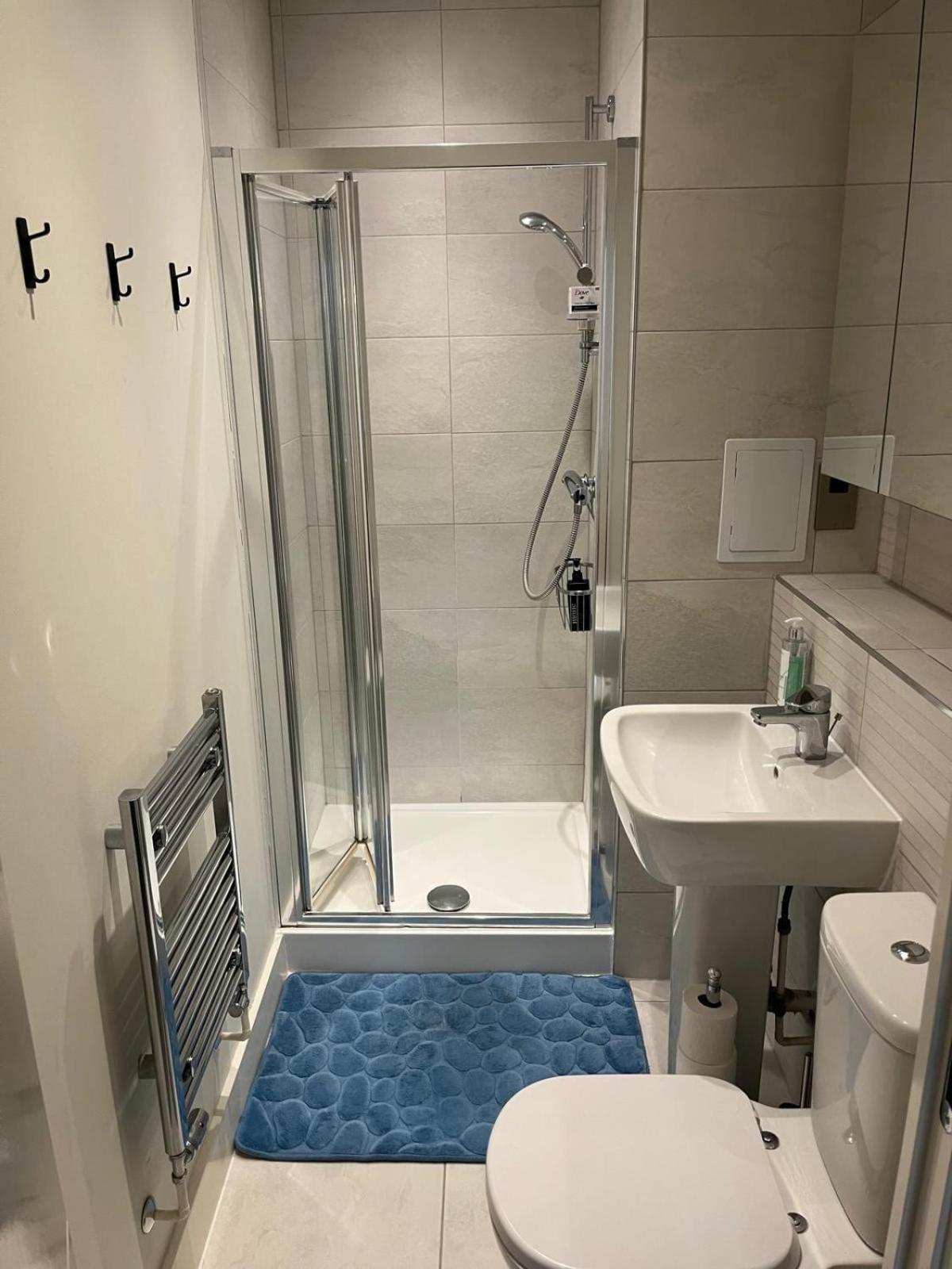 Bright And Comfy 3 Bed Apartment