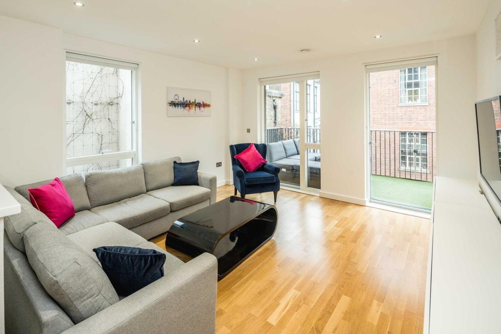 Modern 3-bed Flat In Bermondsey London