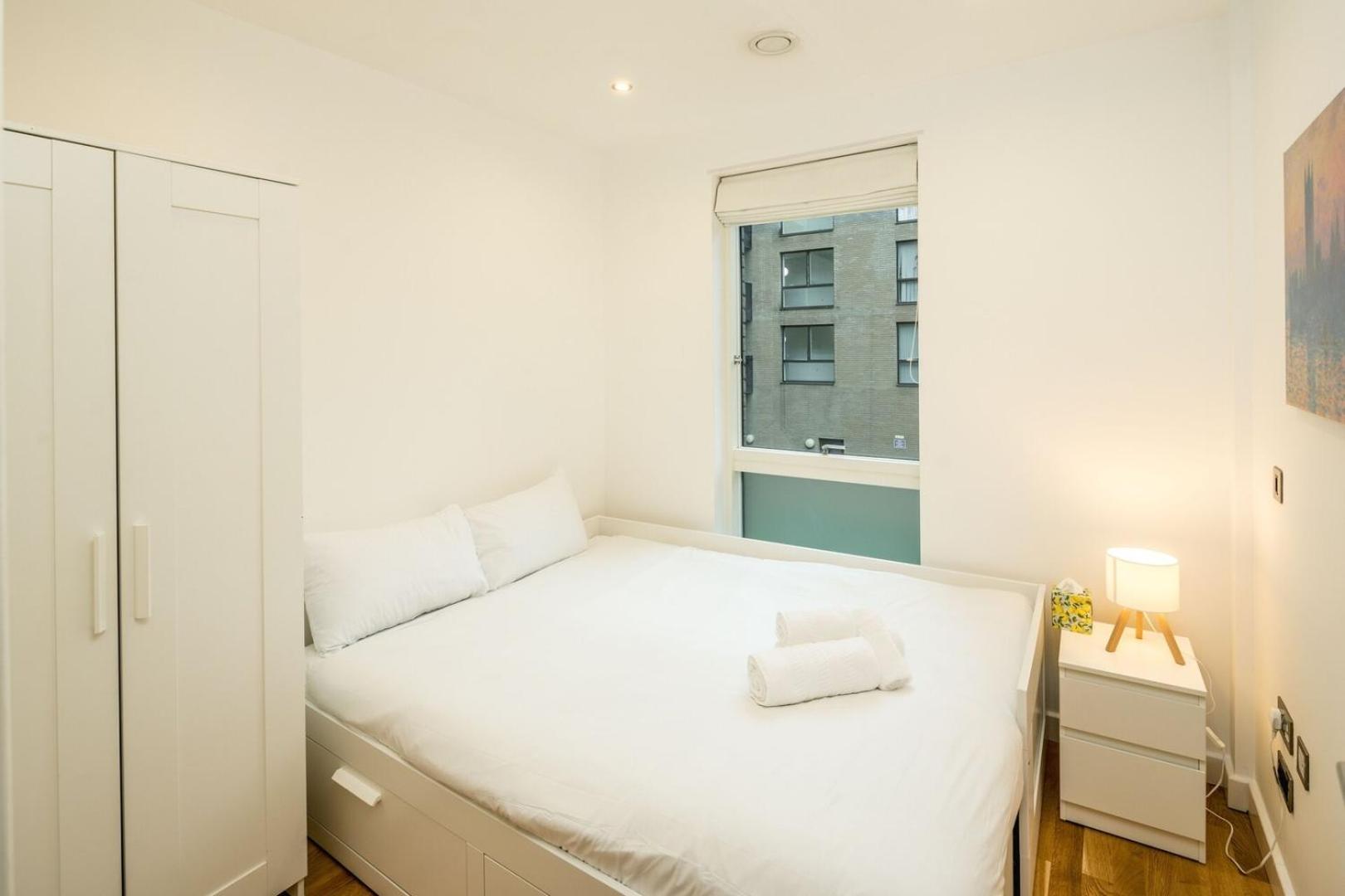 Modern 3-bed Flat In Bermondsey