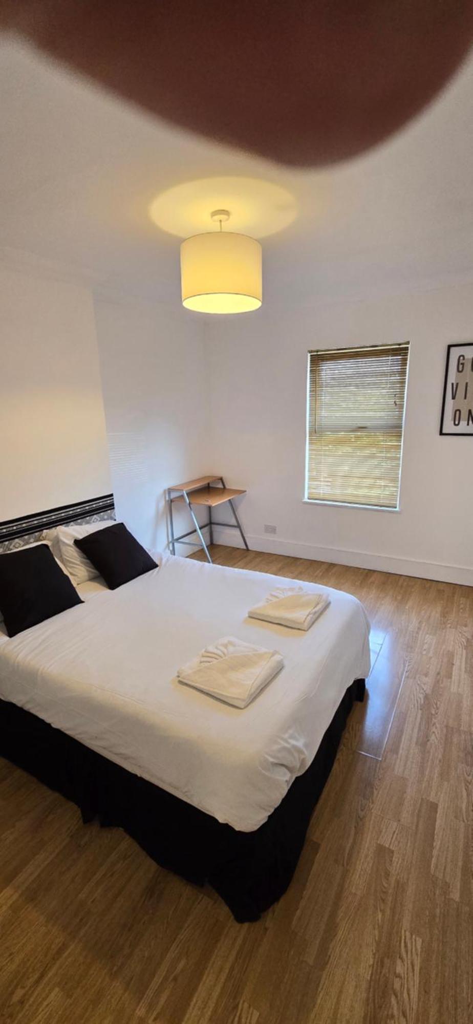 Jb Streatham/contractors/free Parking London