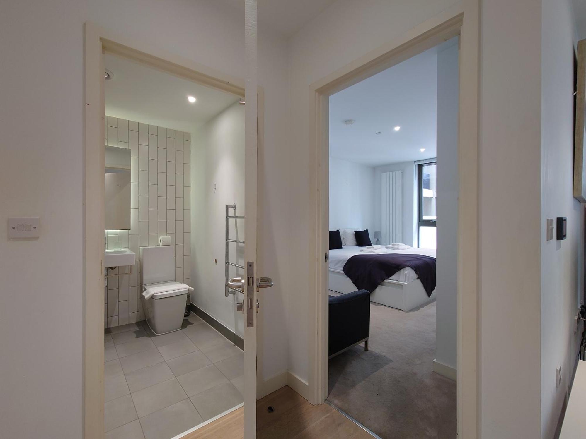 Fully Serviced One Bed In Rw * London