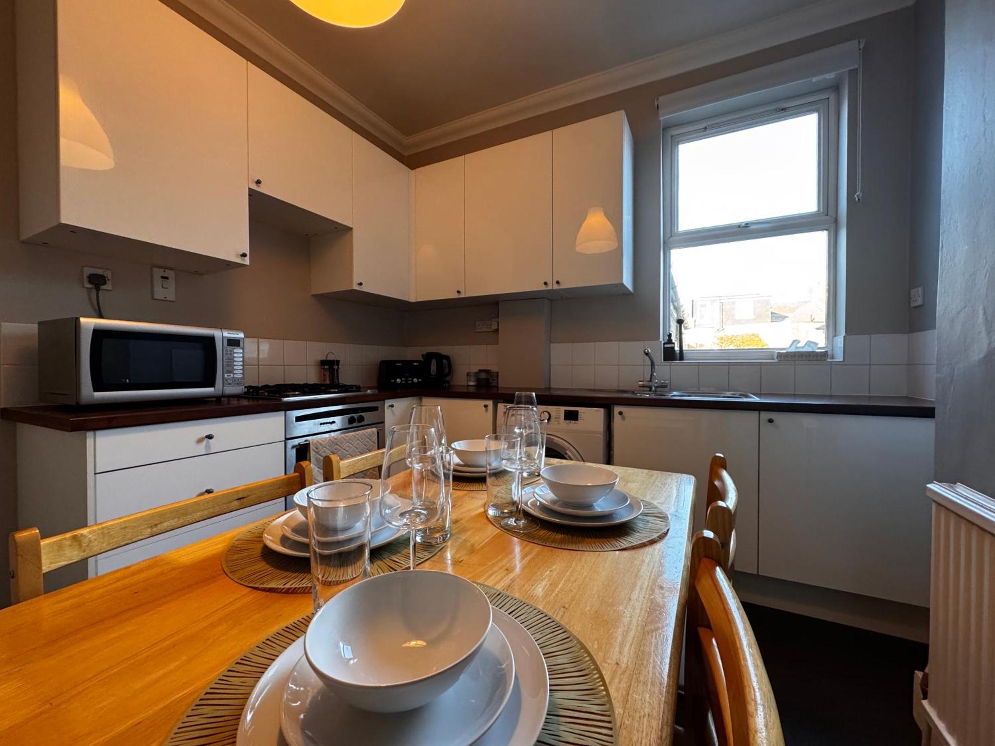 Modern 2 Bed Kensal Rise - Easy Access Apartment *
