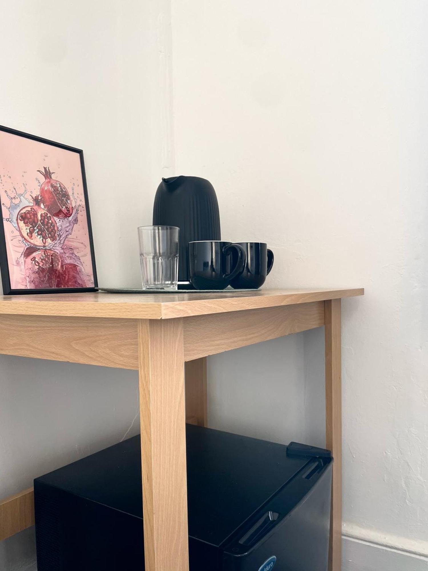 Cosy Double A Stones Throw From Wembley Stadium Gasthof *